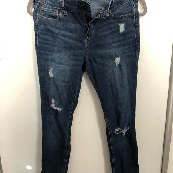 Dark Wash Ripped Hollister Jeans - Picture 1 of 5
